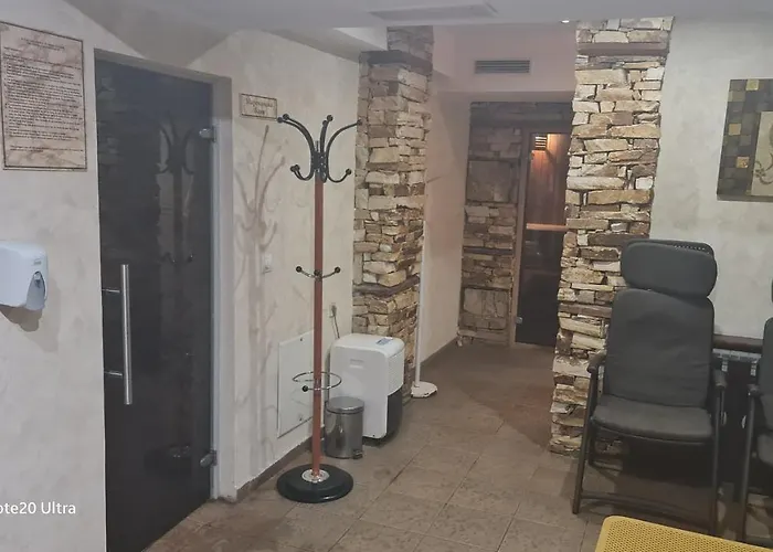 Roma 2 At Club Bor Welingrad