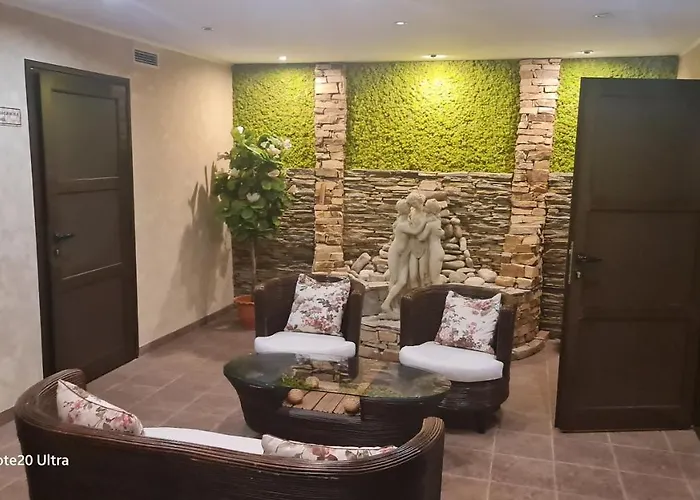 Roma 2 At Club Bor *