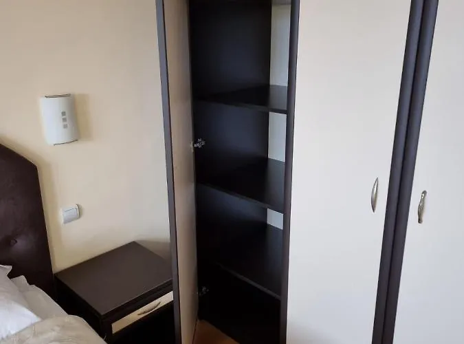 Roma 2 At Club Bor Apartament Welingrad