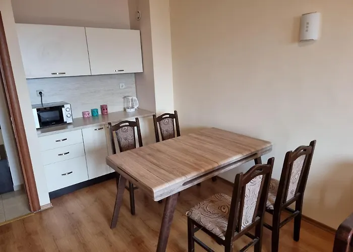 Roma 2 At Club Bor Apartament